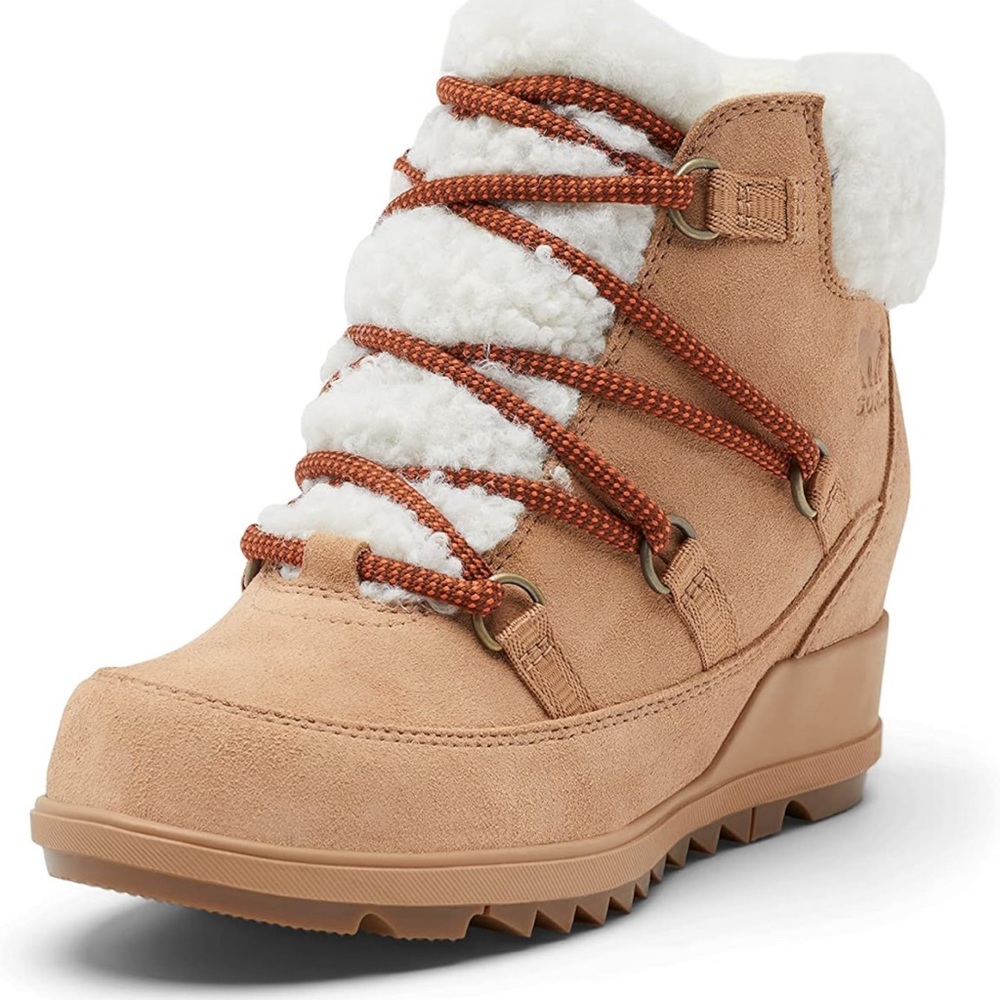 Brand new Sorel Evie cozy lace bootie